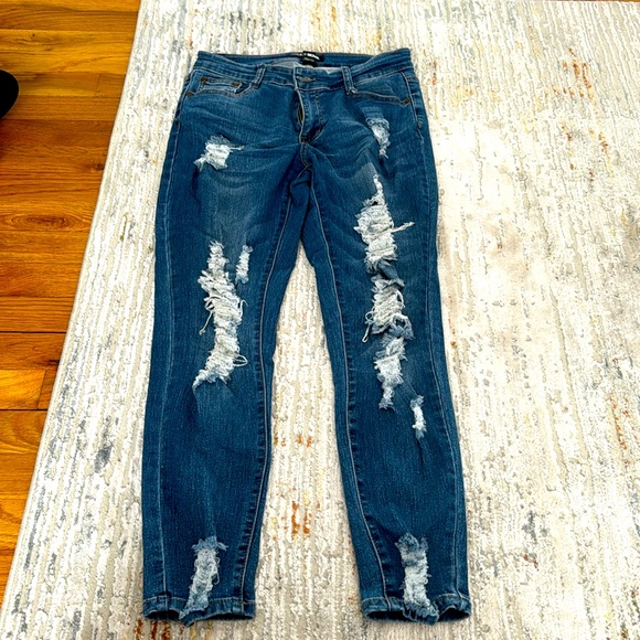 Fashion Nova Distressed Skinny Jeans - Picture 1 of 3
